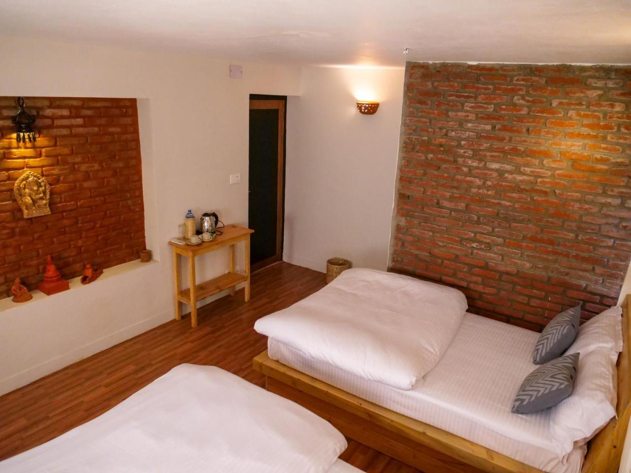Omana Hotel Kathmandu Esterno foto